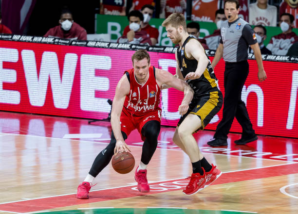 的一记反击 的一记反击