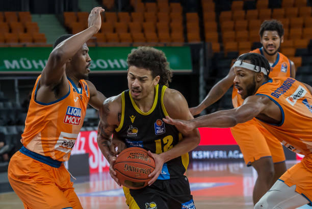 为赛季中期 为赛季中期