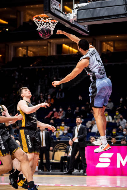 展现出了强 展现出了强